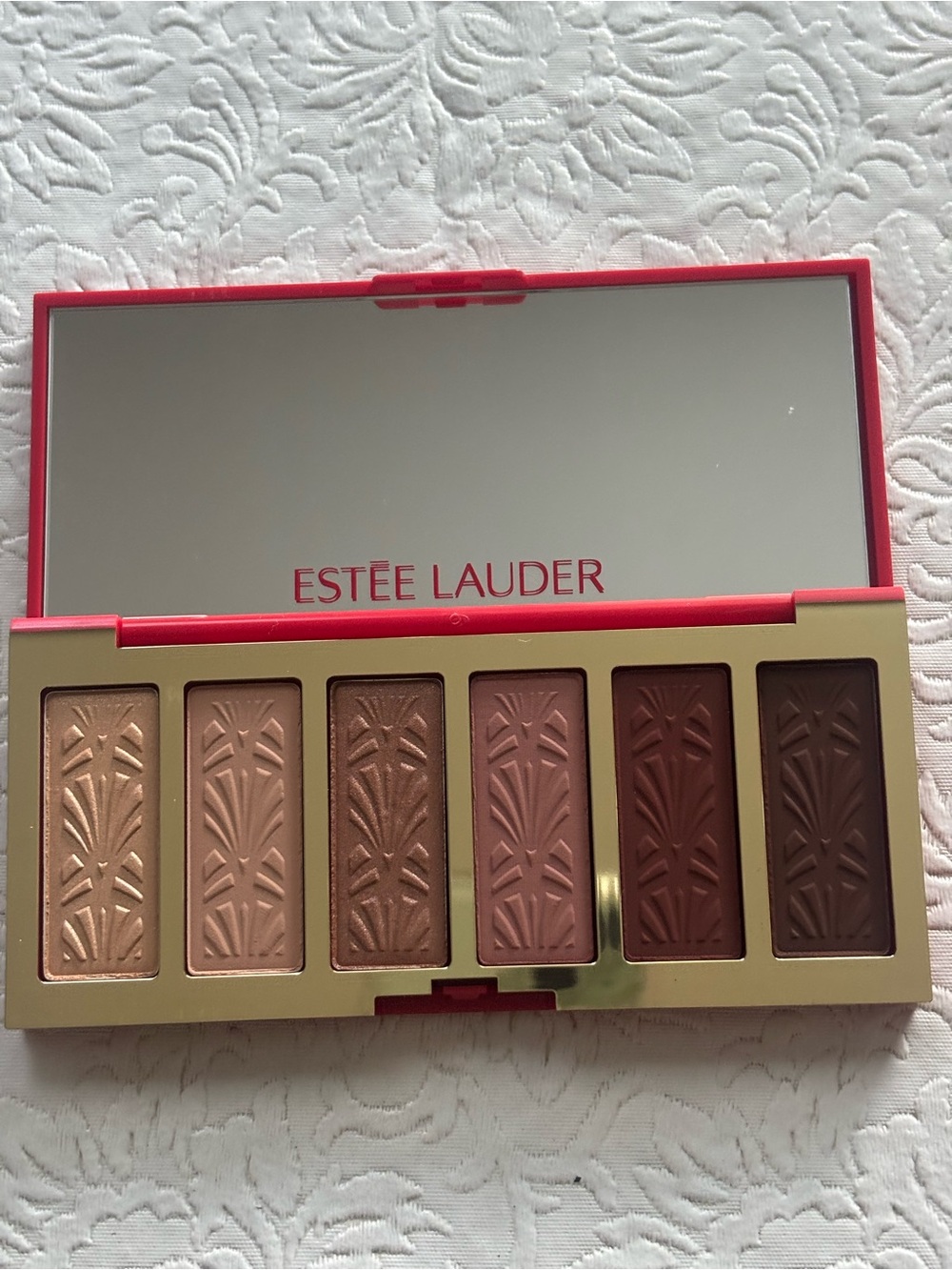 New  Estée Lauder “Trick of the Eyes” Eye Shadow Palette